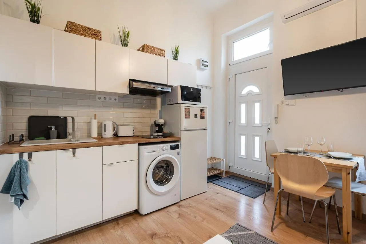 Wanderlust Hideaway Apartment Budapest Hungary
